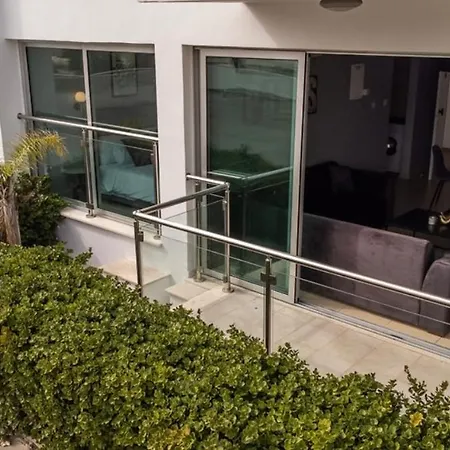 Apartment Sea Side Nest Protaras